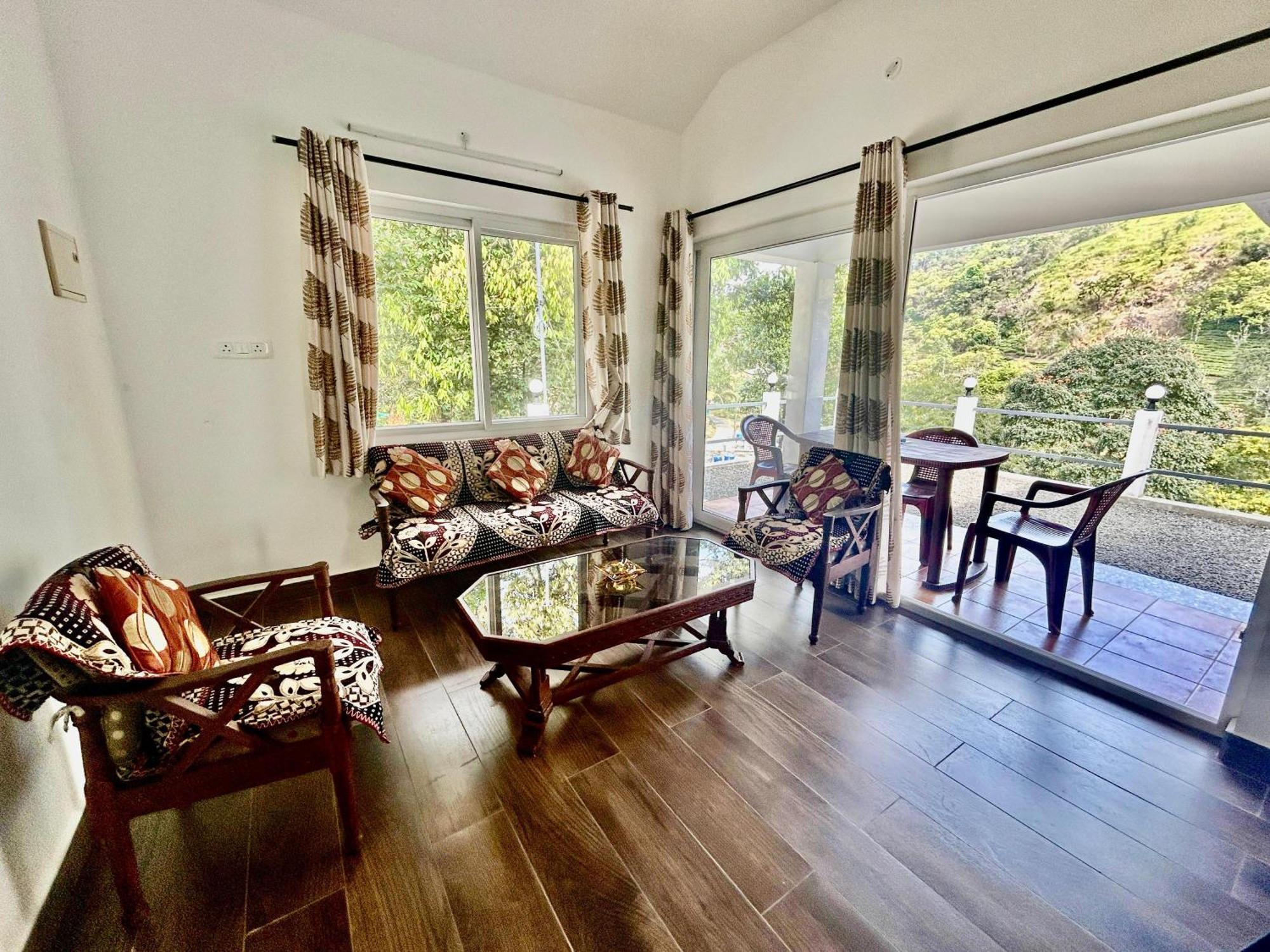 Misty Heights Peermade - Private Mountain Villa Retreat Vandiperiyār Kültér fotó
