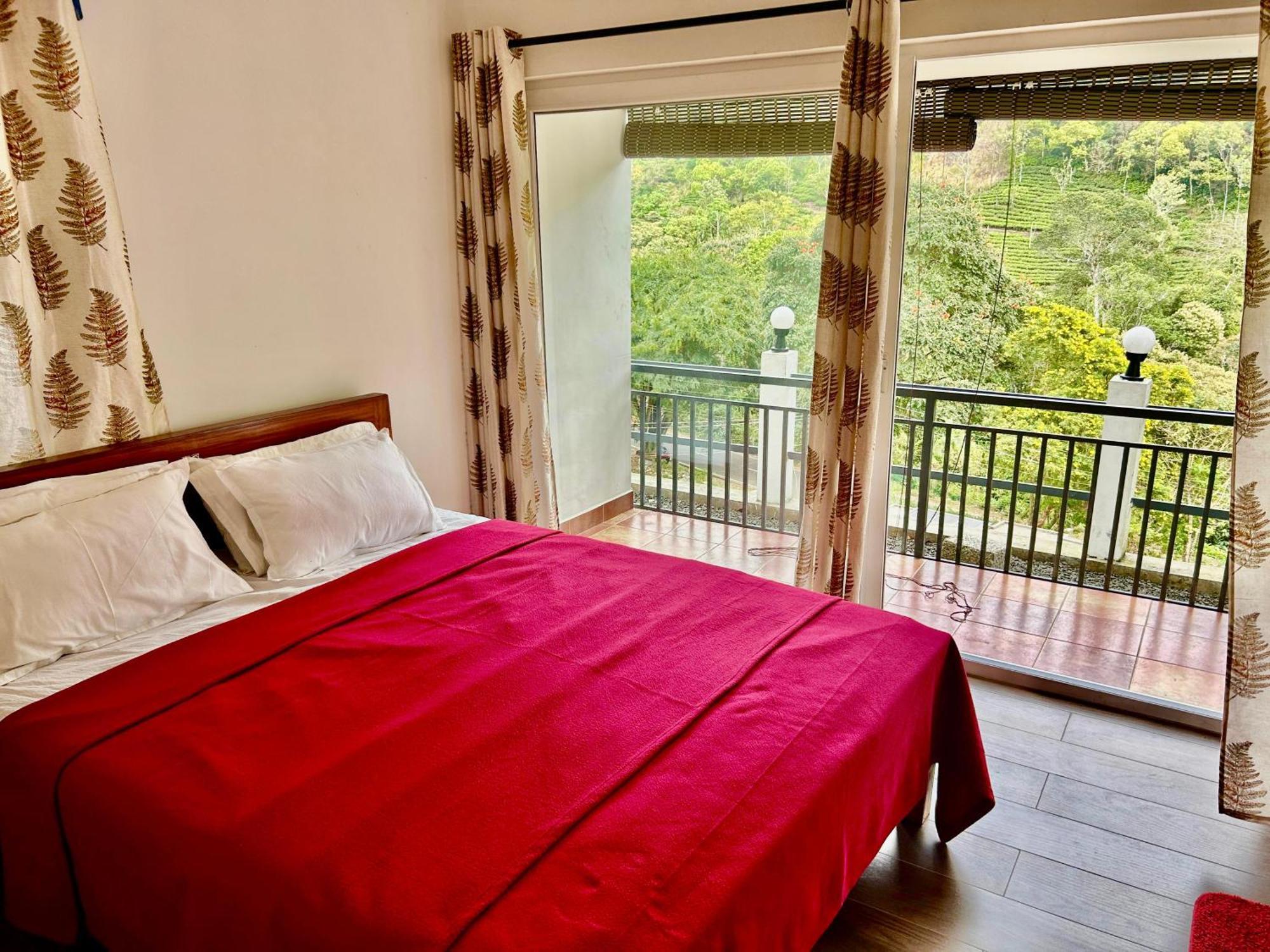 Misty Heights Peermade - Private Mountain Villa Retreat Vandiperiyār Kültér fotó